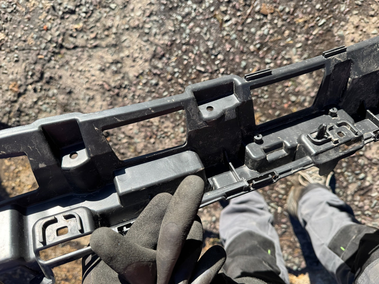 GENUINE JAGUAR I-PACE X590 REAR BUMPER BRACKET 2018-ON J9D317B861AA