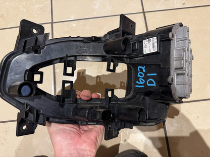 2018 GENUINE VOLKSWAGEN T-ROC RIGHT FRONT DAYTIME RUNNING LAMP 2GA941056F