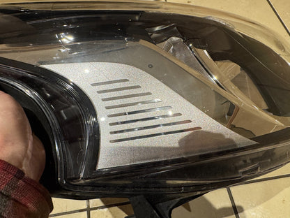 Renault Trafic III 2021 Headlight Right Driver Side RHD 260105172R DAMAGED