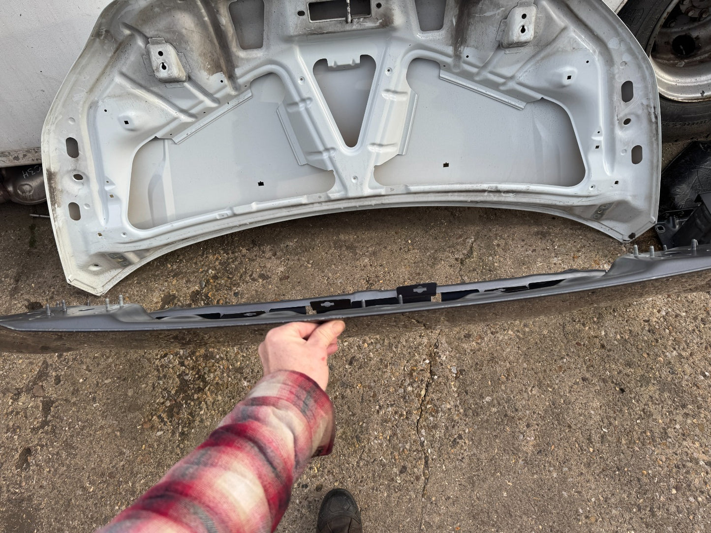 Jaguar I PACE BONNET | Genuine OEM Jaguar LATE MODEL, FAIR TO GOOD CONDITION