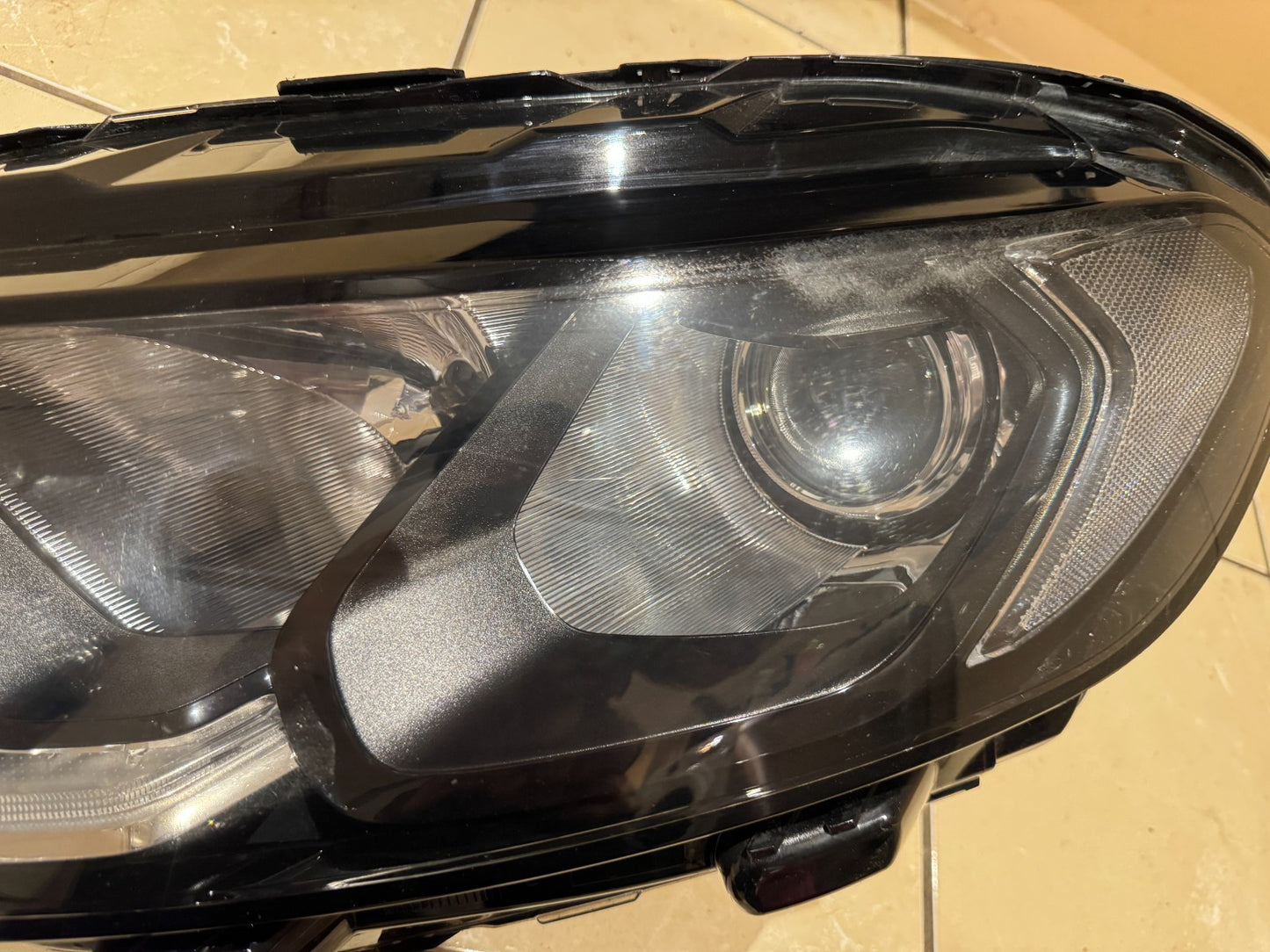 FORD ECOSPORT MK1 2017-2020 LEFT SIDE HEADLIGHT HEADLAMP GN1513W030ZA
