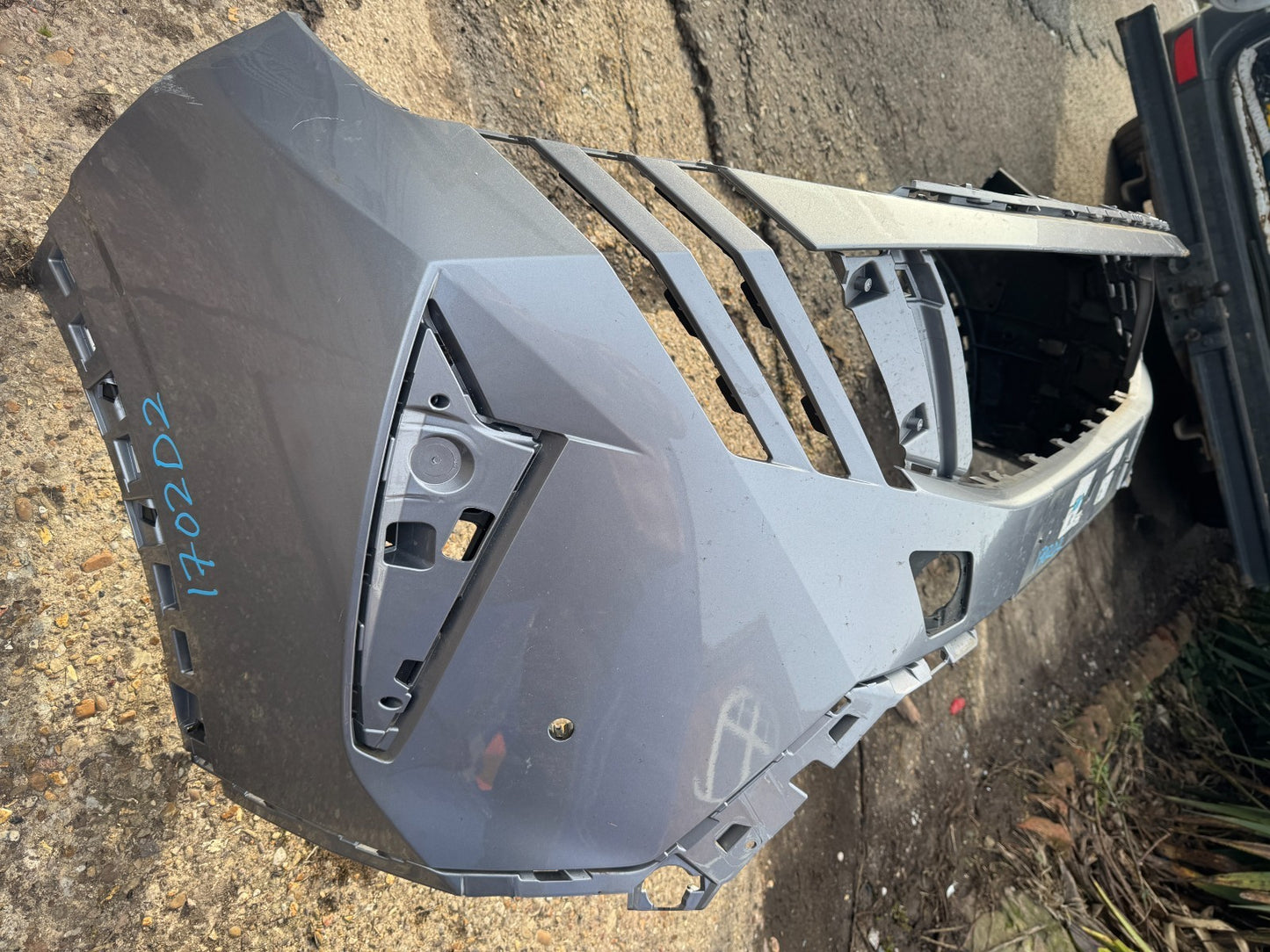 Genuine Peugeot 3008 / 5008 Front Bumper 2021–on (Facelift) AAS Radar & Parking