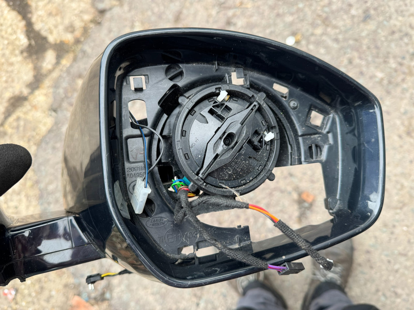 Discovery Sport RHD L550 (21- 25) Folding Right Wing Mirror Housing JAB 19-Wires