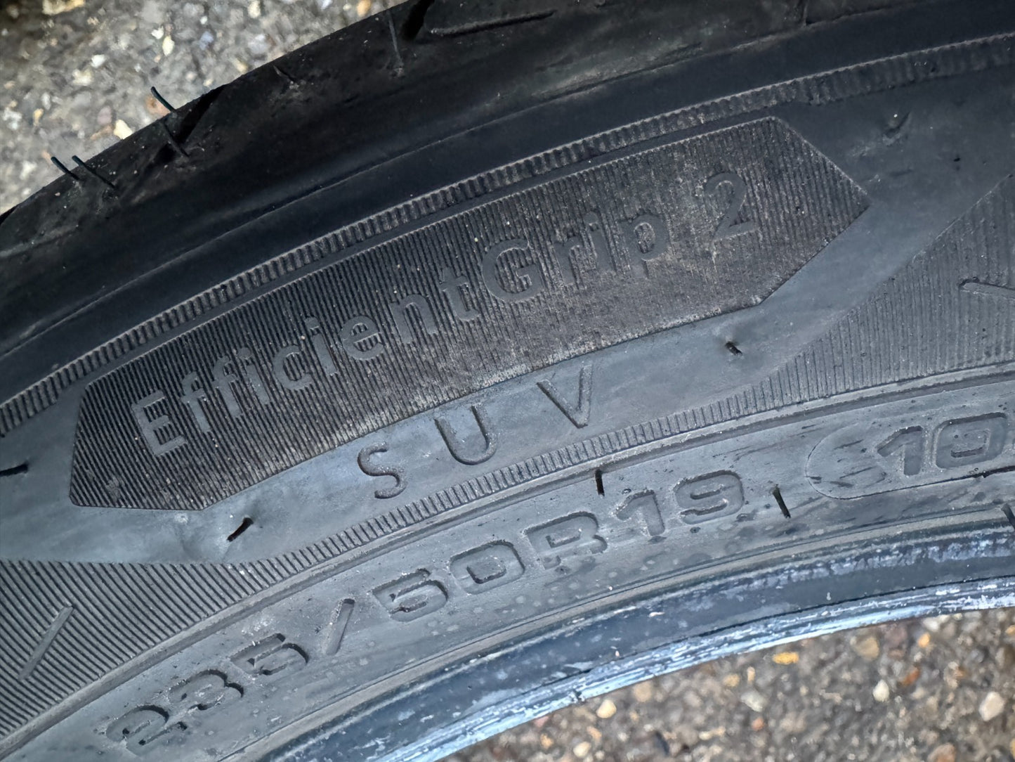 x1 235/50/19 103V XL GOODYEAR EFFICIENT GRIP 2 SUV  nearly 8 mm 235 50 19 2025