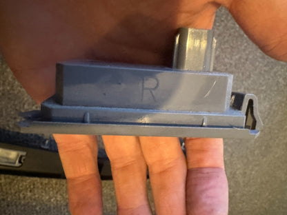 HYUNDAI TUCSON TL, TLE Number Plate Light Holder Trim RIGHT 92520N7100