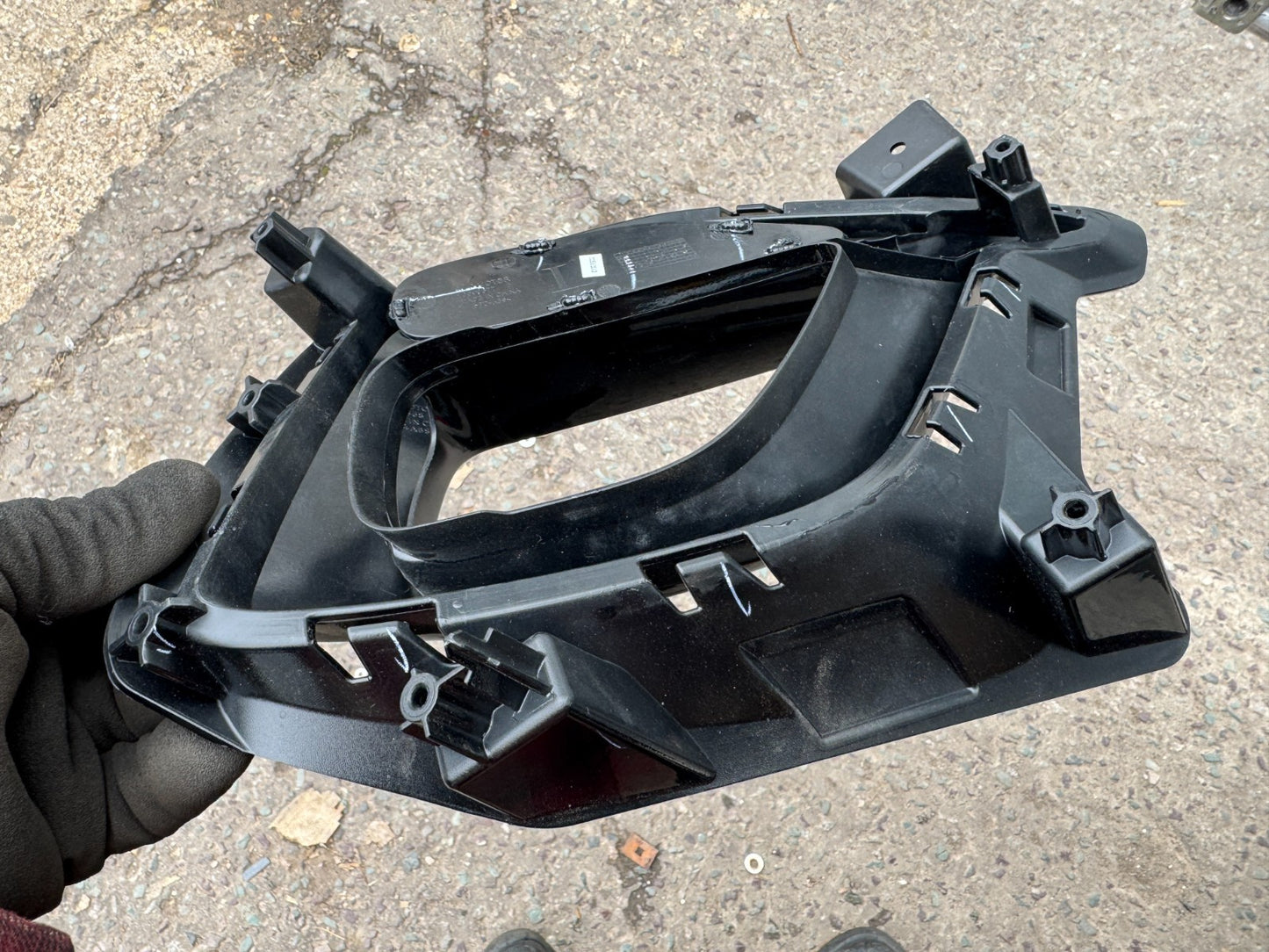 GENUINE MG ZS BUMPER FOG LIGHT GRILLE SURROUND LEFT 10694868 NEXT DAY DELIVERY