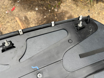 2023 JAGUAR I-PACE X590 BONNET LOUVRE EIGER GREY J9D316C628FBW Scratched