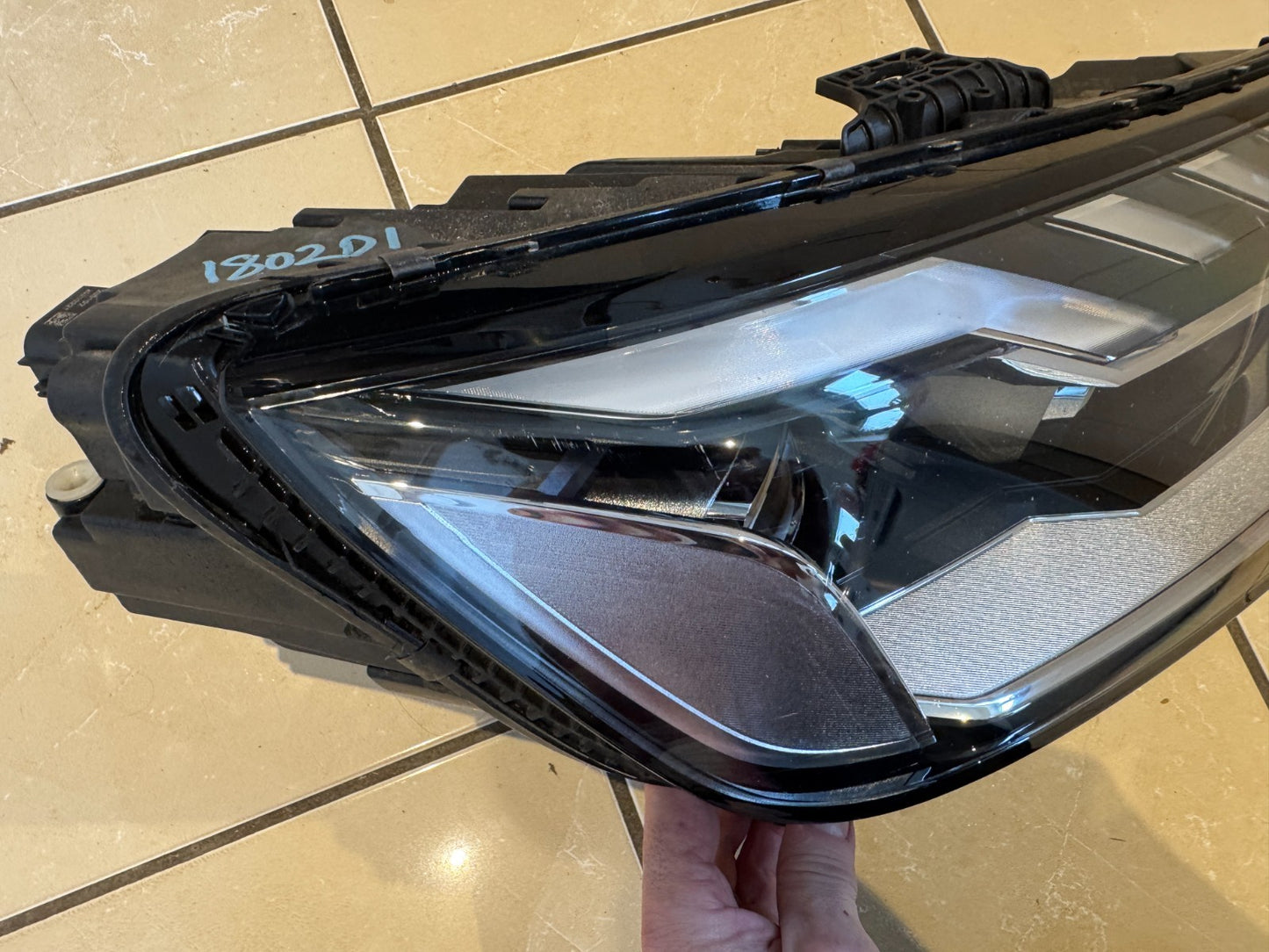 2021 GENUINE AUDI A4 S4 S LINE B9 LED HEADLIGHT RIGHT 2019 ON 8W0941034E