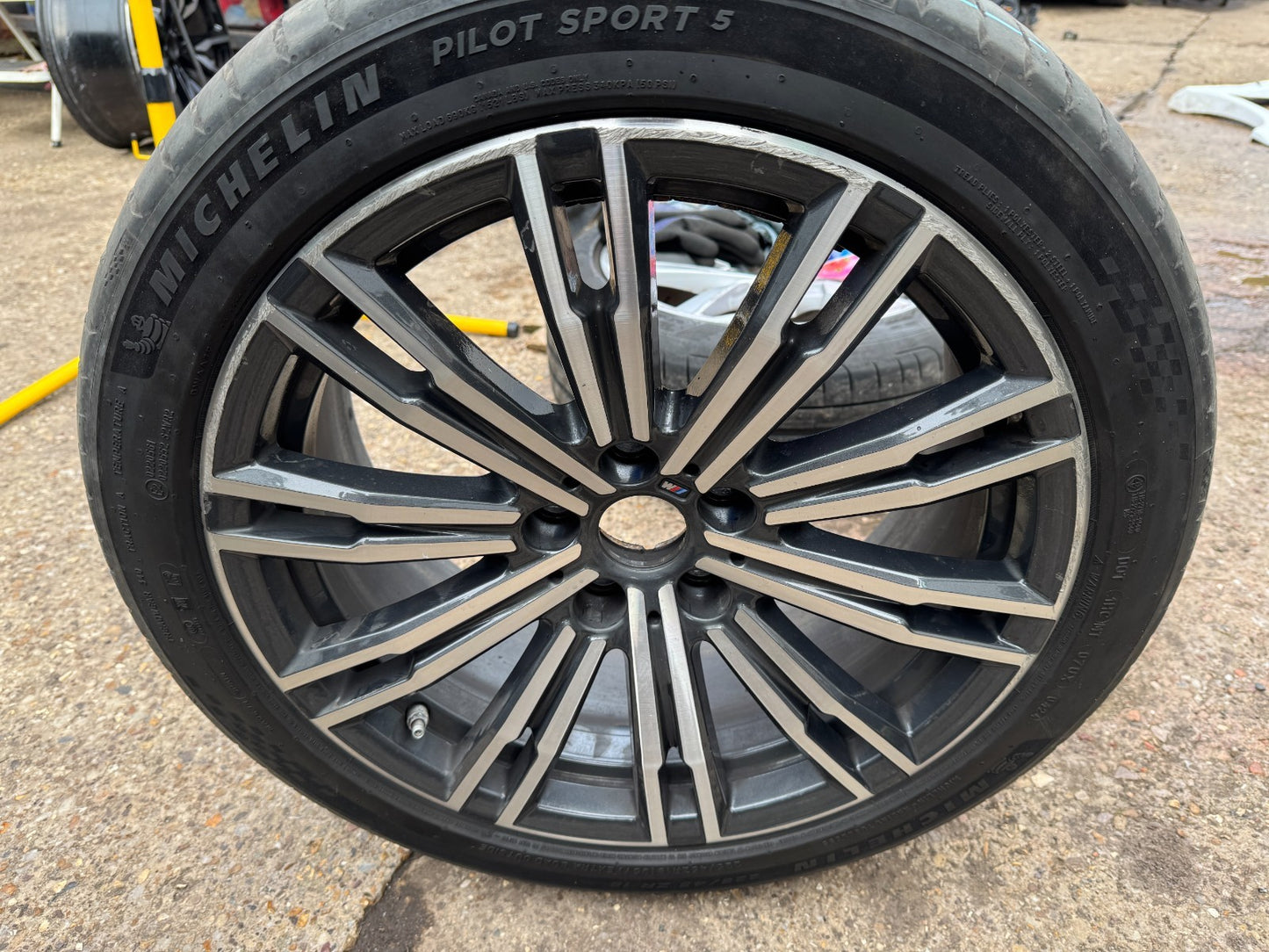 BMW 3 SERIES G20 G21 18'' FRONT GREY DIAMOND CUT ALLOY RIM 7.5J IS25 8089890
