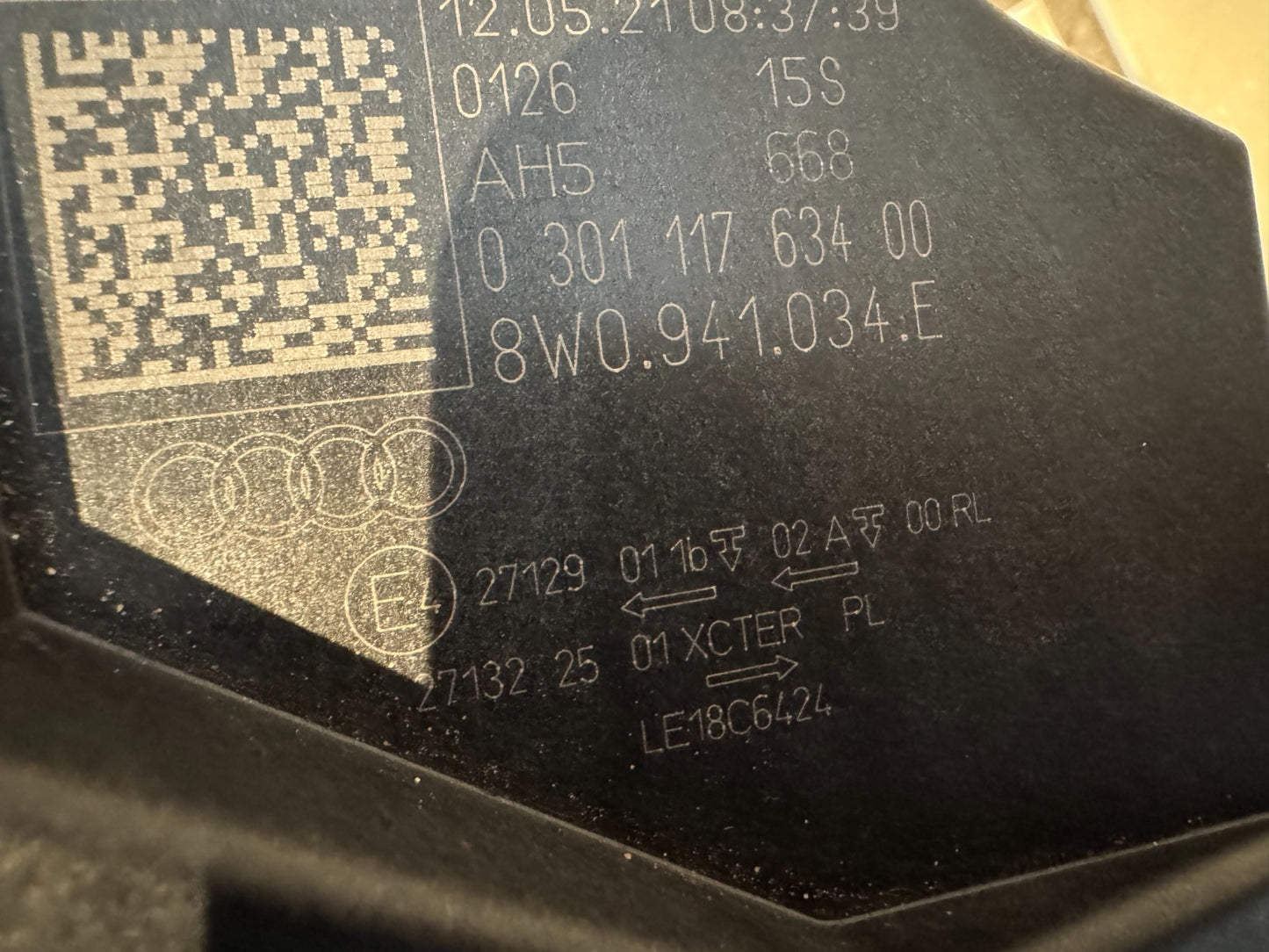 2021 GENUINE AUDI A4 S4 S LINE B9 LED HEADLIGHT RIGHT 2019 ON 8W0941034E