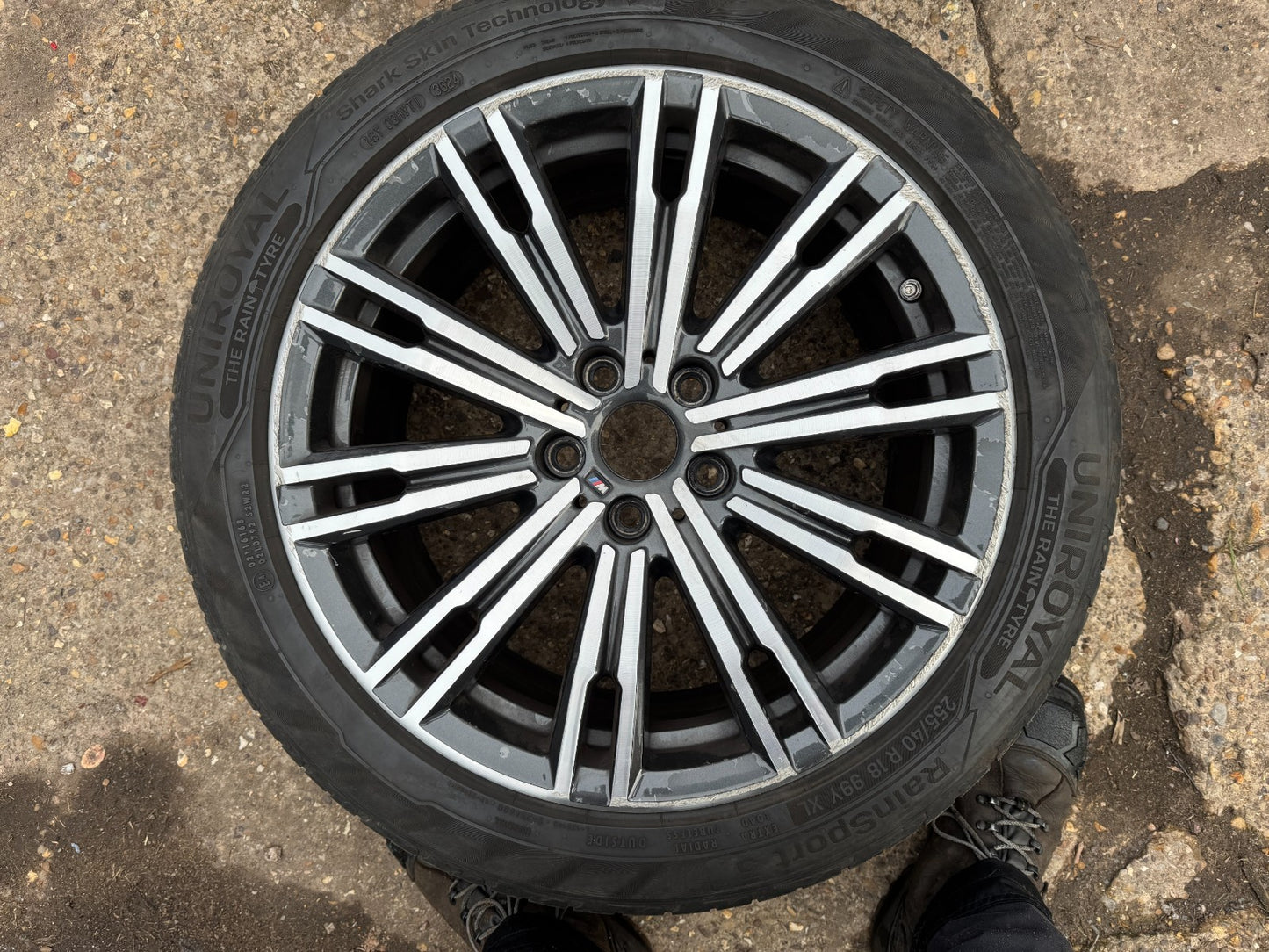 BMW 3 SERIES 2018-ON GENIUNE 18" DIAMOND CUT ALLOY WHEELS 8.5J 40ET 8089891