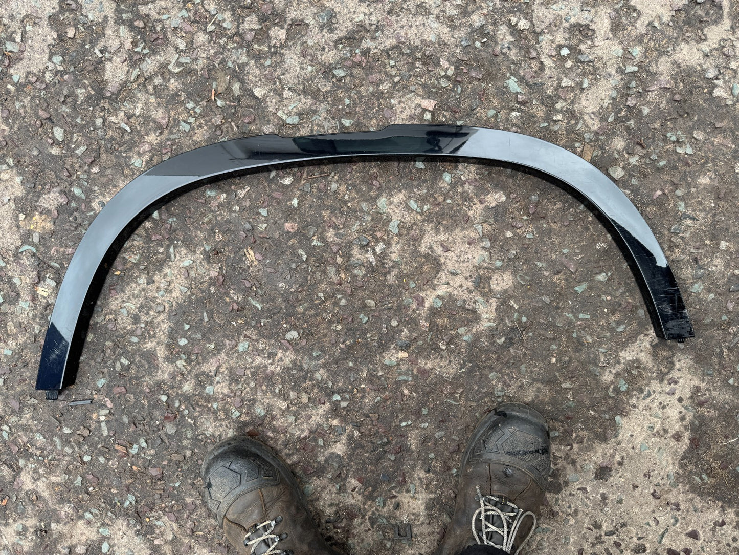 2025 LAND ROVER DEFENDER WHEEL ARCH SPATL663 L8B216A074AC - FRONT RIGHT