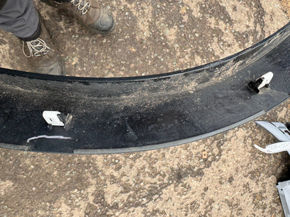 2025 LAND ROVER DEFENDER WHEEL ARCH SPATL663 L8B216A074AC - FRONT RIGHT