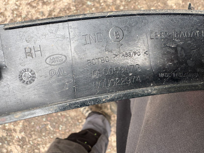 2025 LAND ROVER DEFENDER WHEEL ARCH SPATL663 L8B216A074AC - FRONT RIGHT