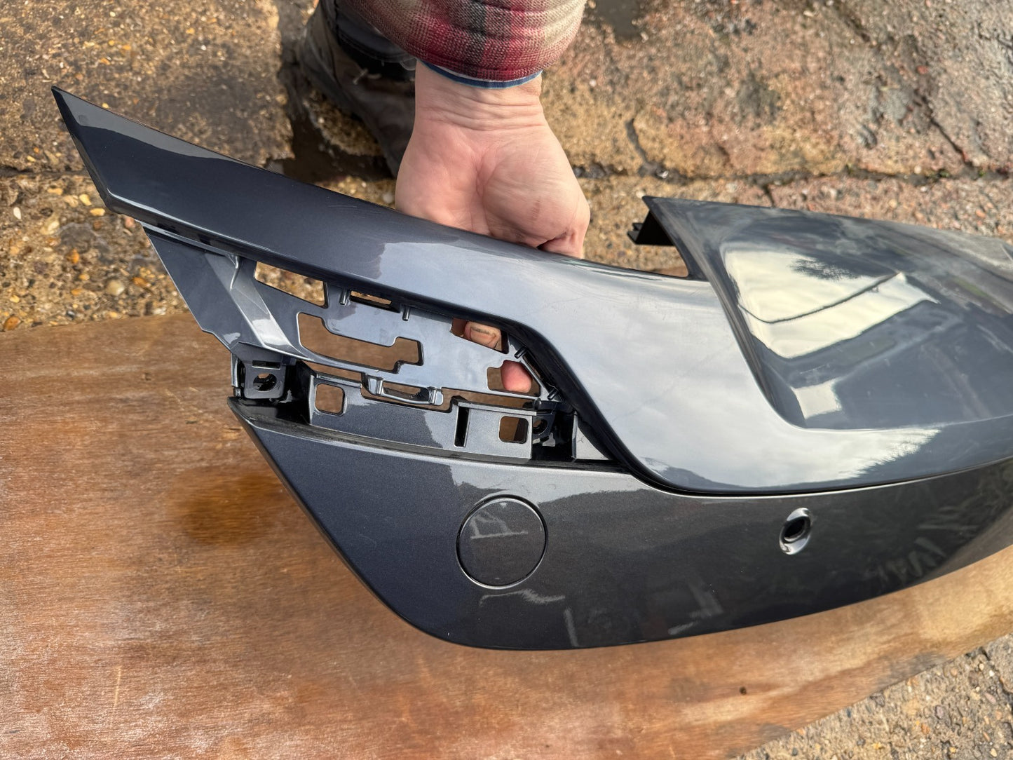 2025 RANGE ROVER VELAR L560 Lower Moustache Trim Carpathian n8a2-17f879