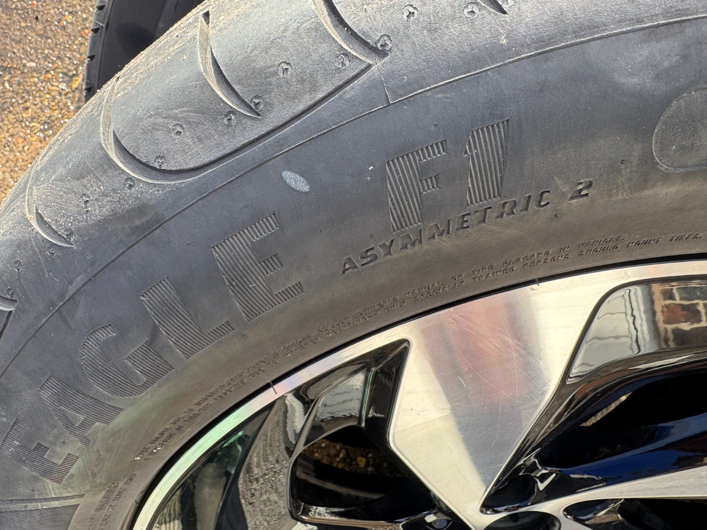 GENUINE JAGUAR F-PACE X761 19" 8.5J BLACK DIAMOND CUT ALLOY WHEEL MK831007AB