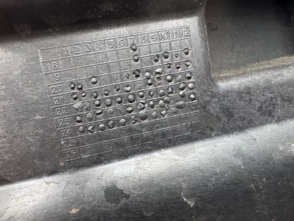 LAND ROVER DEFENDER L663 ACTIVE GRILL SHROUD DAMAGED L8B28475 L8B28A303 2020-ON