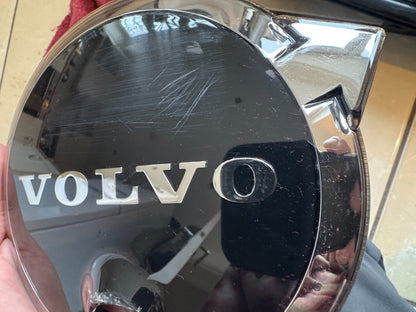 Volvo  XC90 S90 XC60 Front Grill Emblem 32386198 Heated Genuine SCRATCHED