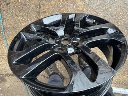 GENUINE RANGE ROVER EVOQUE 21" ALLOY WHEEL L551 2025 K8D21007SA/KA SCRATCHED