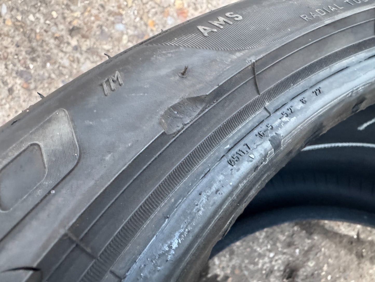 PIRELLI 295 30 20 (101Y) TYRE P ZERO EXTRA LOAD  5.5MM 2023 min cosmetic damage