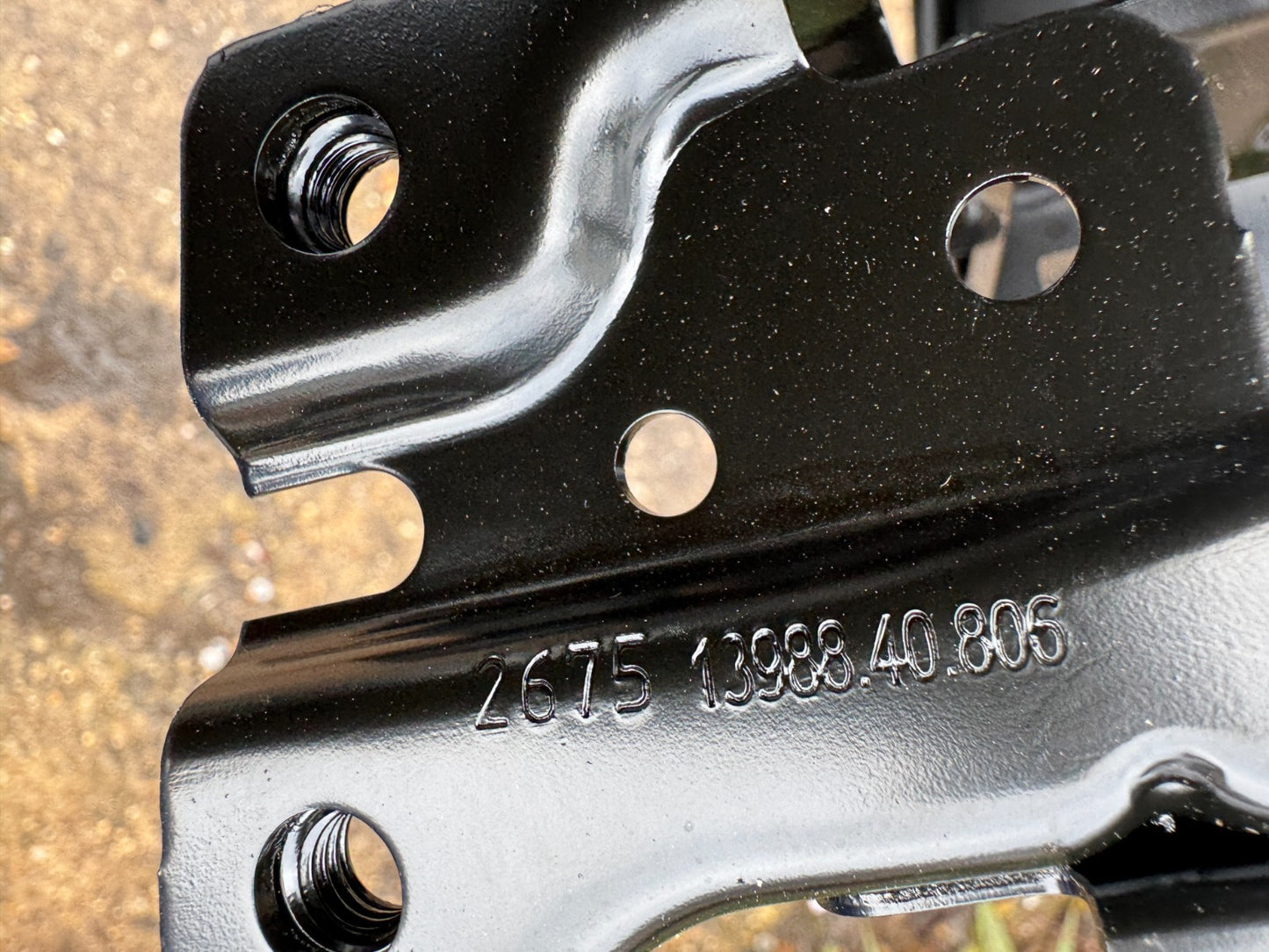 GENUINE NEW BMW 1 SERIES F20 12-19 FRONT LEFT HEADLIGHT SUPPORT BRACKET 170238