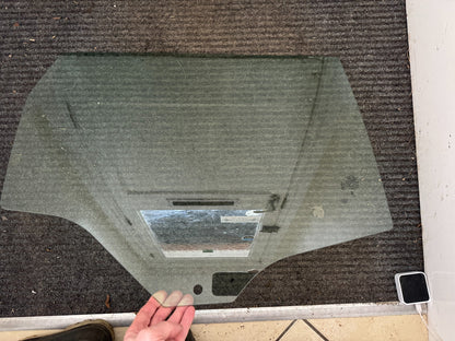Genuine NEW MINI RIGHT Side Rear Window Glass for F54 Clubman - 7344142