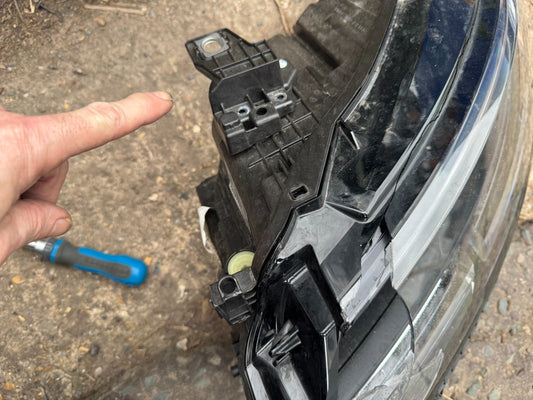 GENUINE RANGE ROVER SPORT L461 2022-2024 LEFT LH HEADLIGHT UPPER LUG