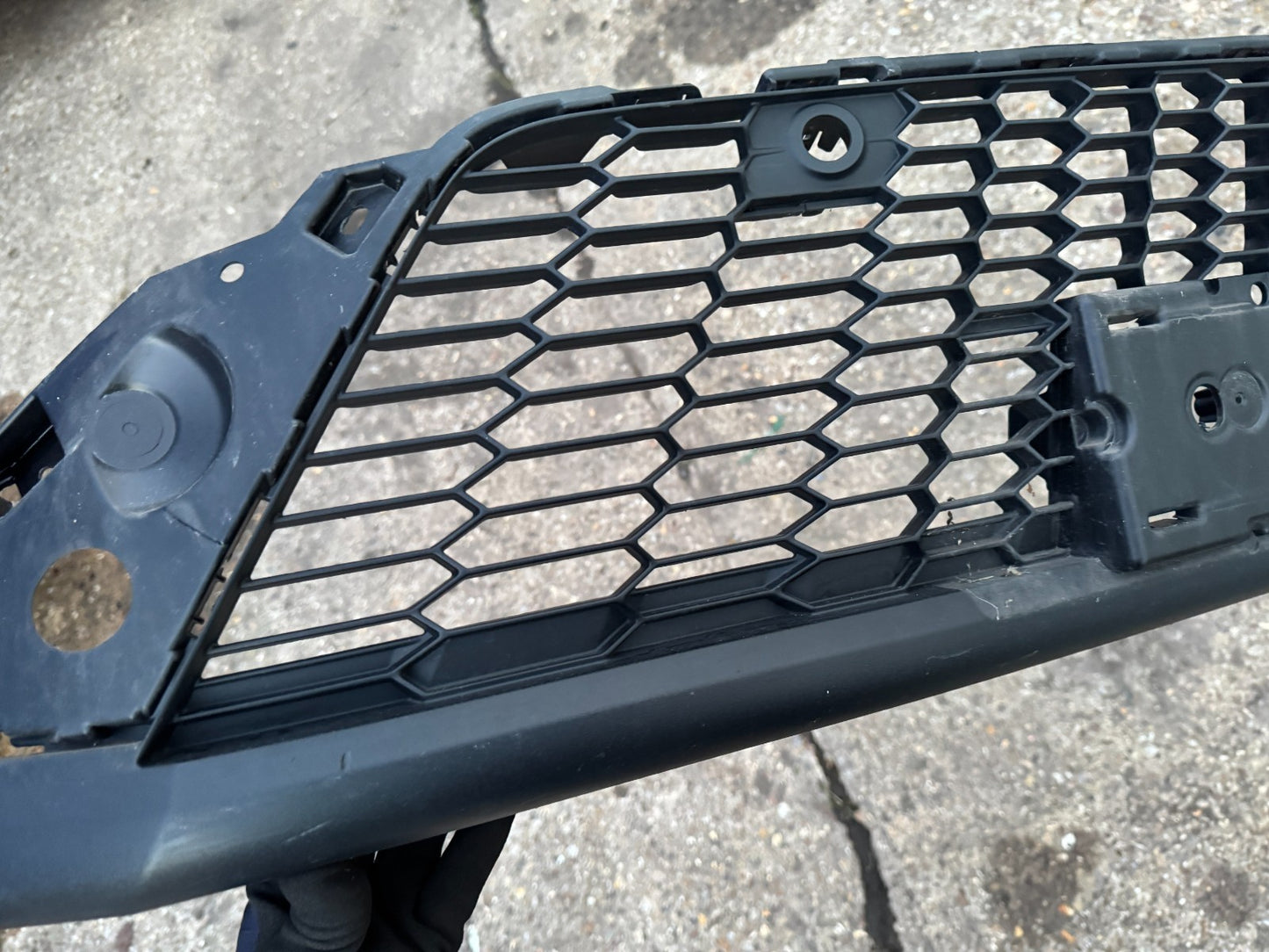 2025 Peugeot 408 II Front bumper lower grill 9840750080