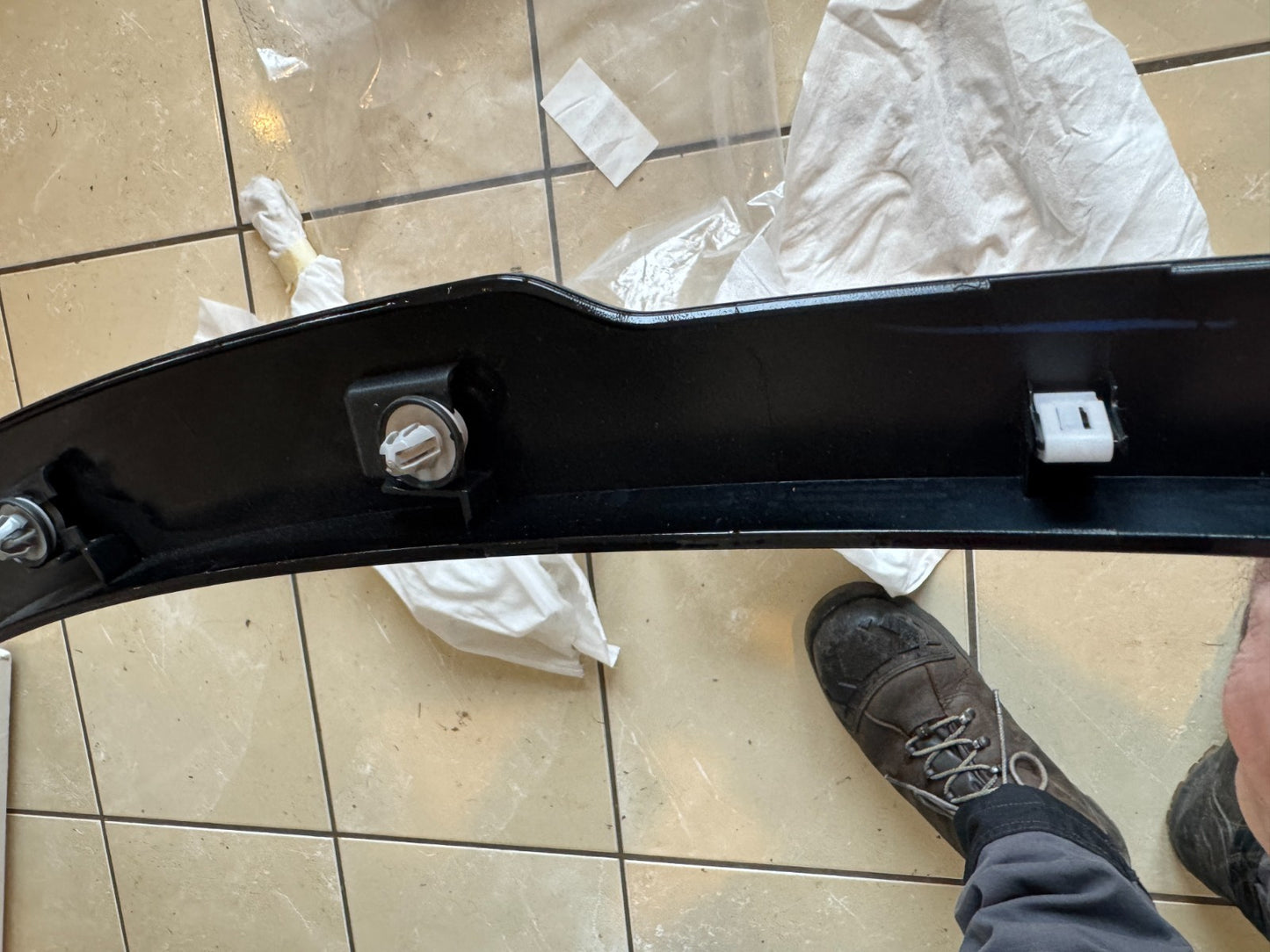 2026 LAND ROVER DEFENDER L663 110 REAR LEFT WHEEL ARCH TRIM 2020-ON L8B2290E23
