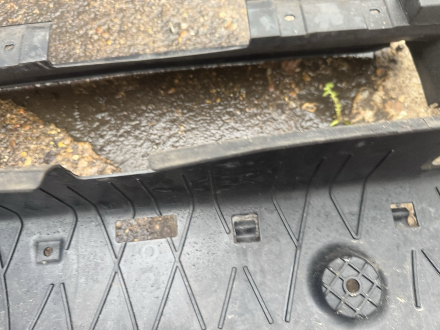 GENUINE BMW 3 SERIES G20G21 2019-2022 AIR DUCT SLAM PANEL FRAME TRIM 51747455961