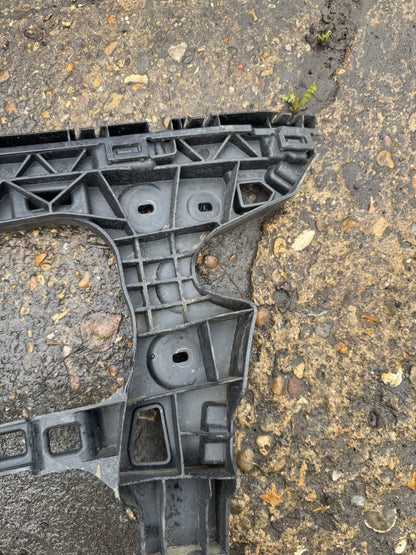 VW PASSAT B8 BUMPER MOUNT BRACKET REAR RIGHT SIDE 2015-2019 3G9807376