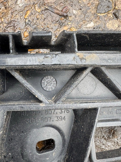 VW PASSAT B8 BUMPER MOUNT BRACKET REAR RIGHT SIDE 2015-2019 3G9807376