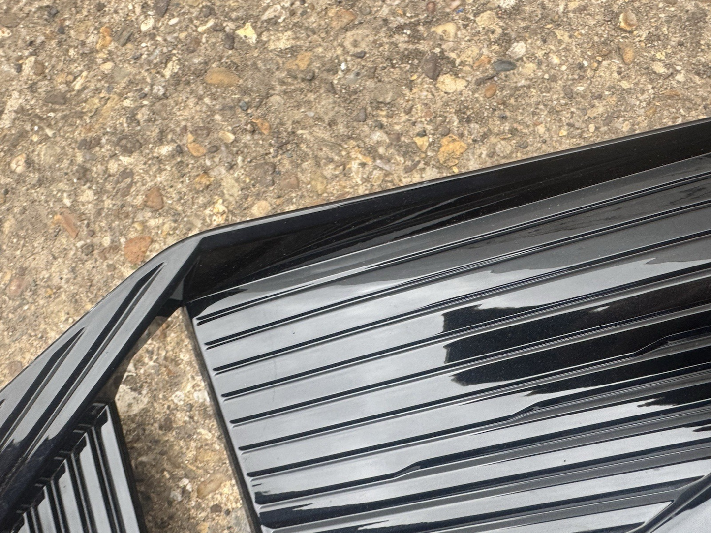 Peugeot 408 front bumper left LH grill 2022-2025 5 door Genuine 9840751080