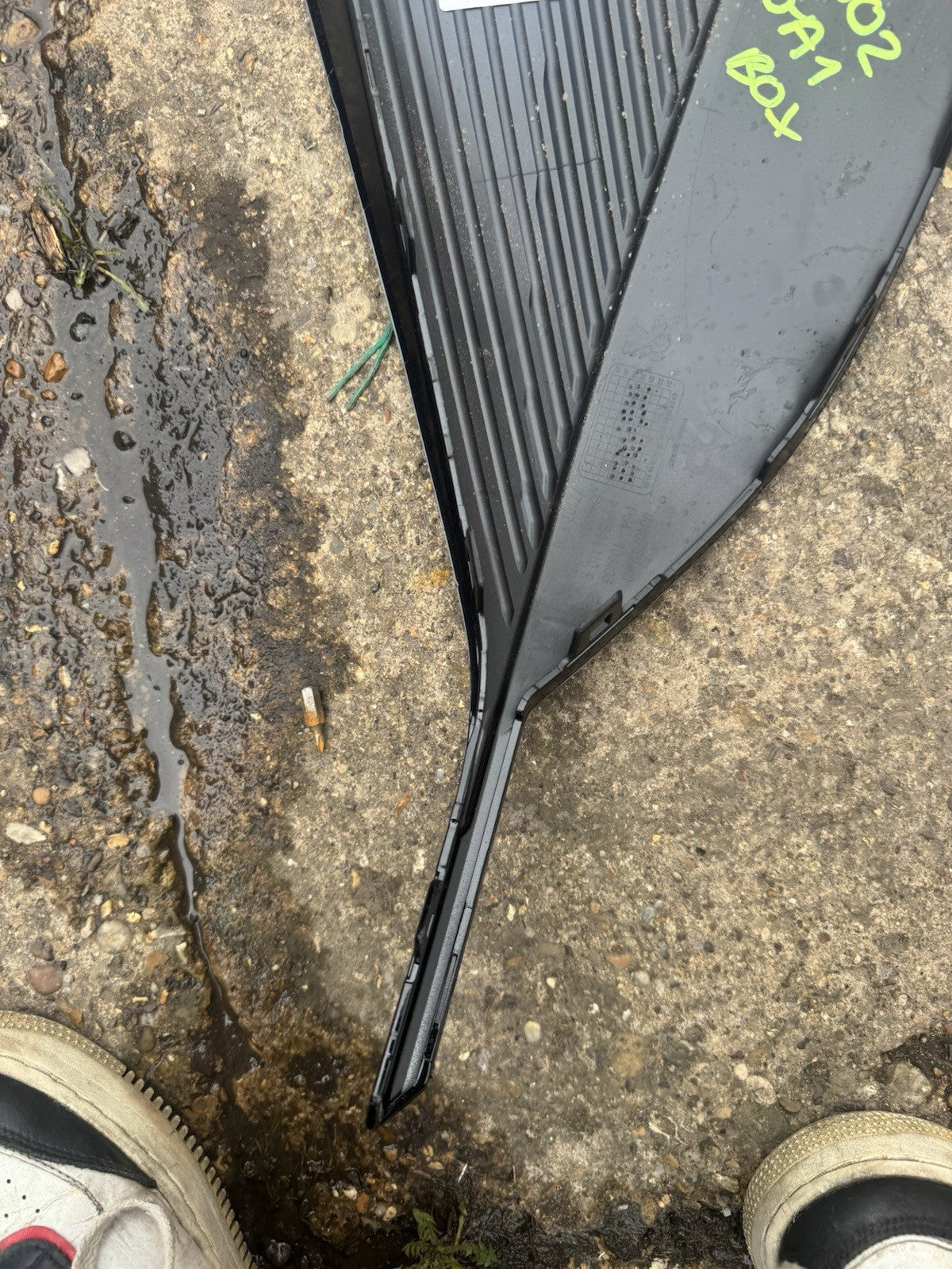 Peugeot 408 front bumper left LH grill 2022-2025 5 door Genuine 9840751080