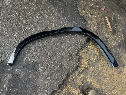 Land Rover Defender L663 2022 Rear Right Wheel Arch L8B2-290E22-BB GENUINE
