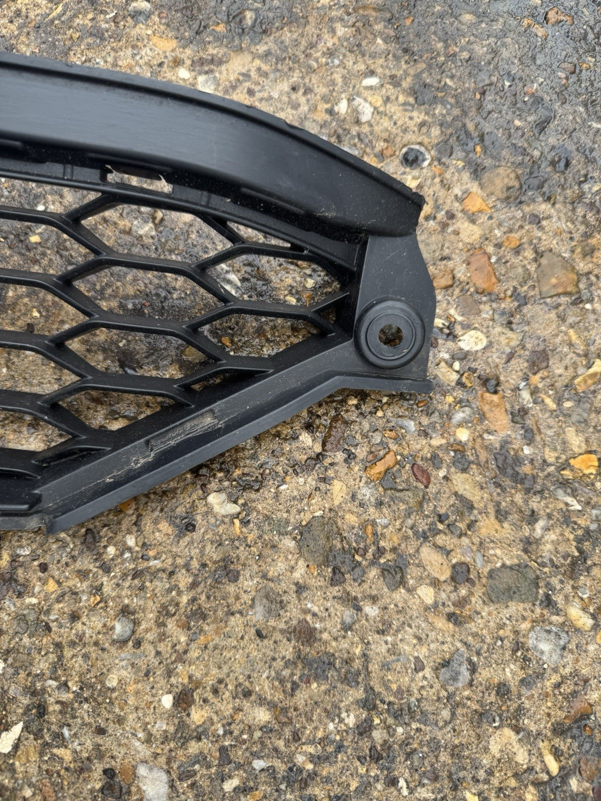 Jaguar I Pace front bumper lower grill 2018-2023 SUV Genuine J9D3-17K945-A