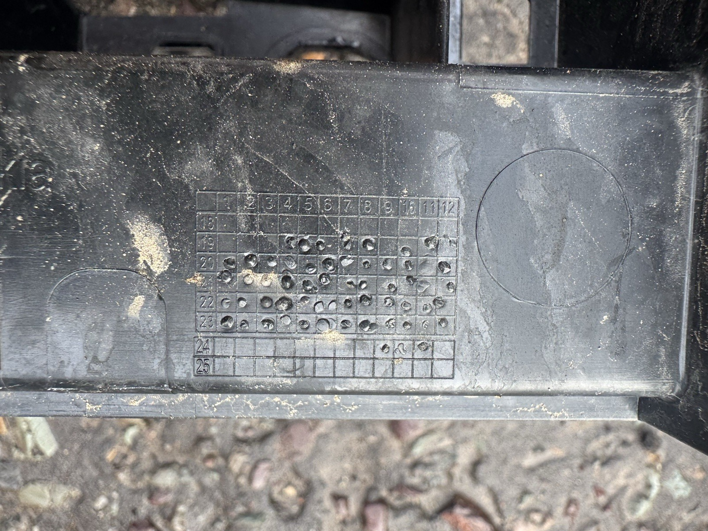 LAND ROVER DEFENDER FRONT BUMPER BRACKET 2018on SVR SUPERCHARGE L8B2-17A793