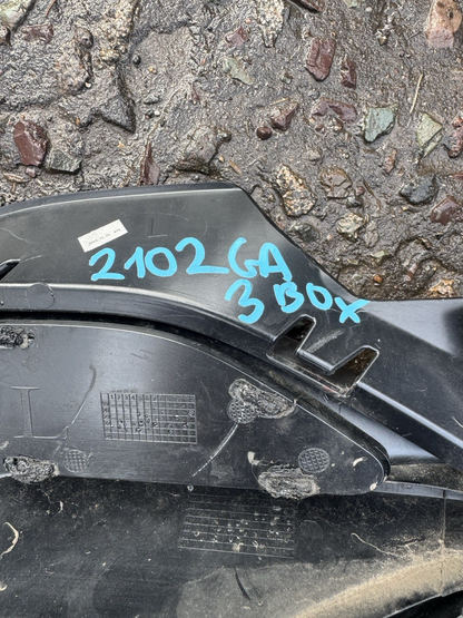 MG ZS FRONT BUMPER FOG LIGHT GRILLE TRIM LEFT PASSENGER SIDE 2022 10694868