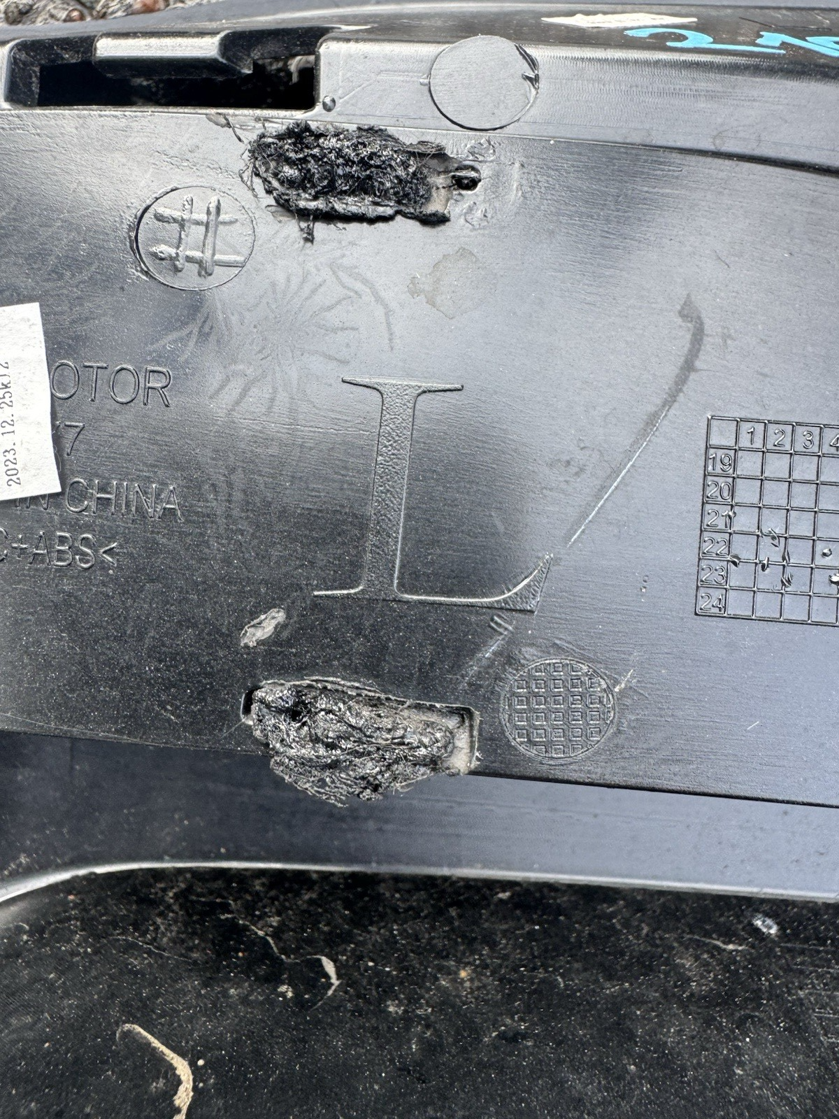 MG ZS FRONT BUMPER FOG LIGHT GRILLE TRIM LEFT PASSENGER SIDE 2022 10694868