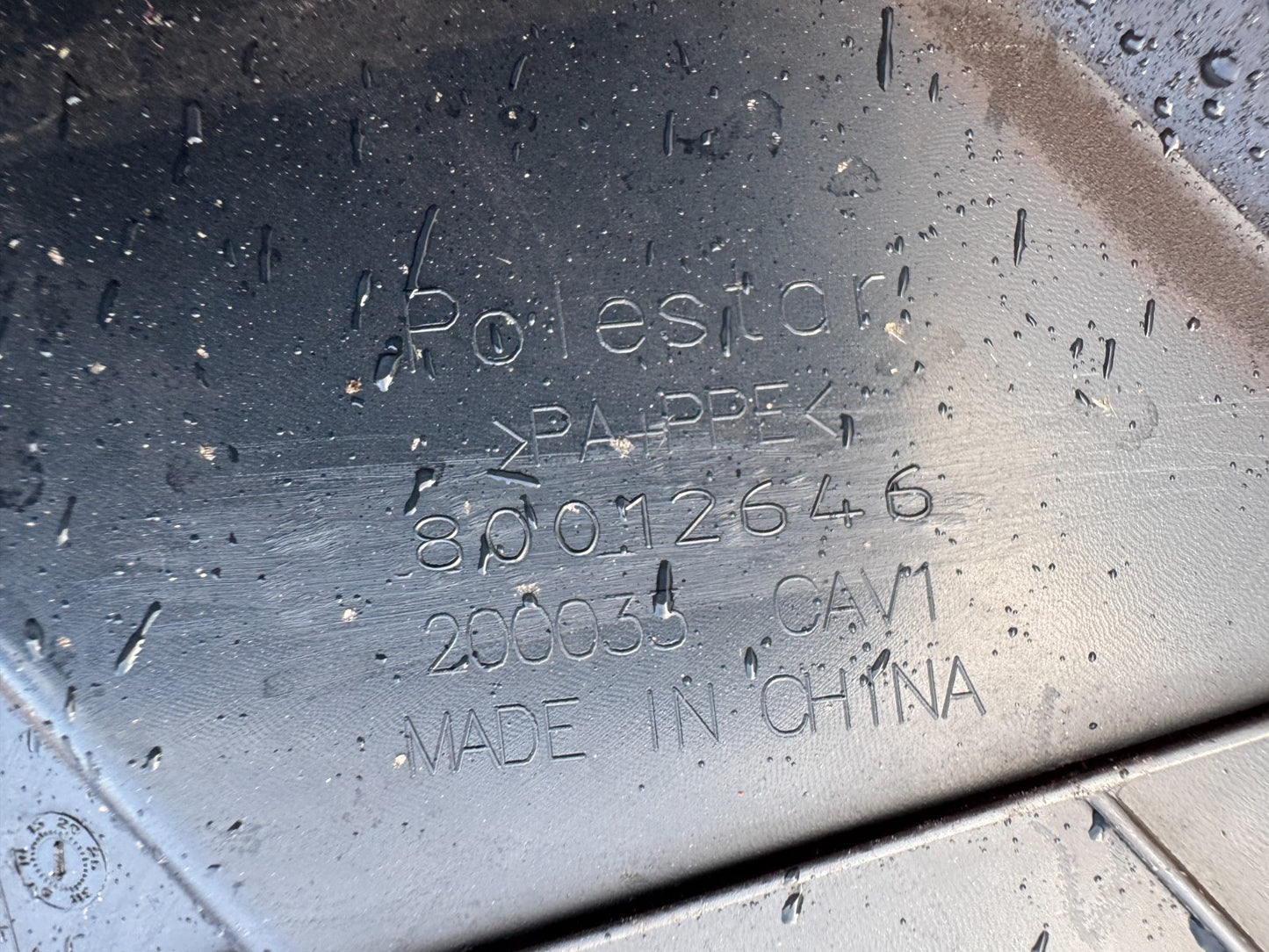 Genuine Polestar 4 (2024–2027) Aero Wheel Cover 80012646 SCRATCHED