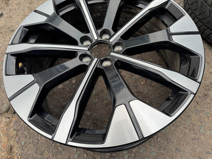 1x 2025 VOLVO 20" XC 60 alloy wheel 32461367 Original 20x8J