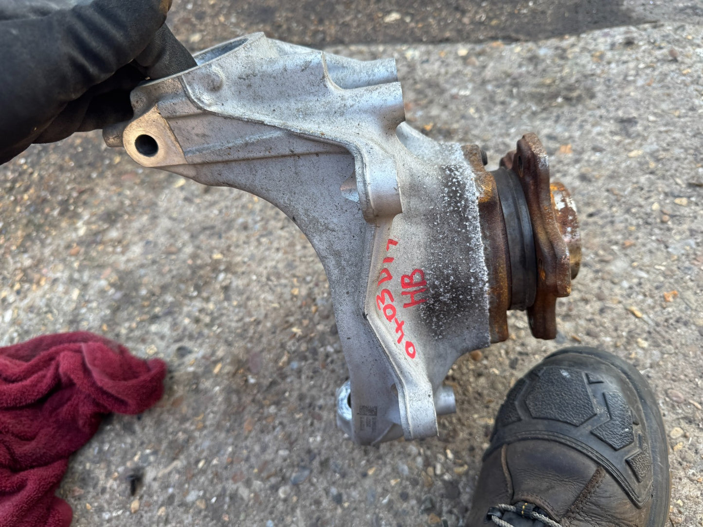 Genuine BMW G20 G22 G29 Front Right Hub Carrier Knuckle & Bearing 31216878614