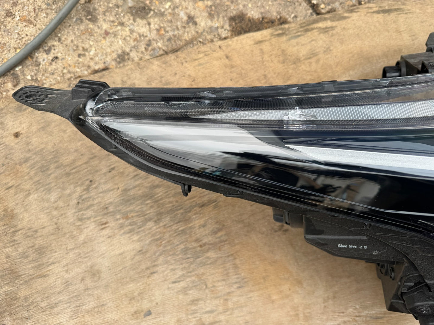 KIA PICANTO MK3 SECOND FACELIFT 2023-2025 OSF FRONT RIGHT HEADLIGHT 92102G6510