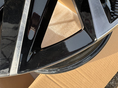 19" PEUGEOT 3008 ALLOY WHEEL GT ELECTRIC MODEL GENUINE 7.5X19 ET50 9842668980