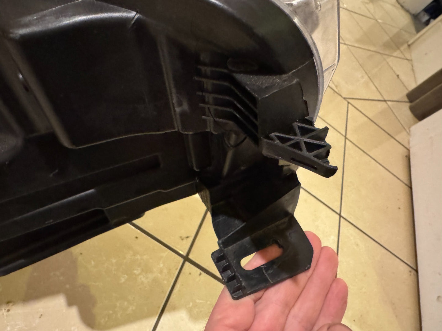 Genuine Ford Mustang Mach E LEFT Headlight DAMAGED