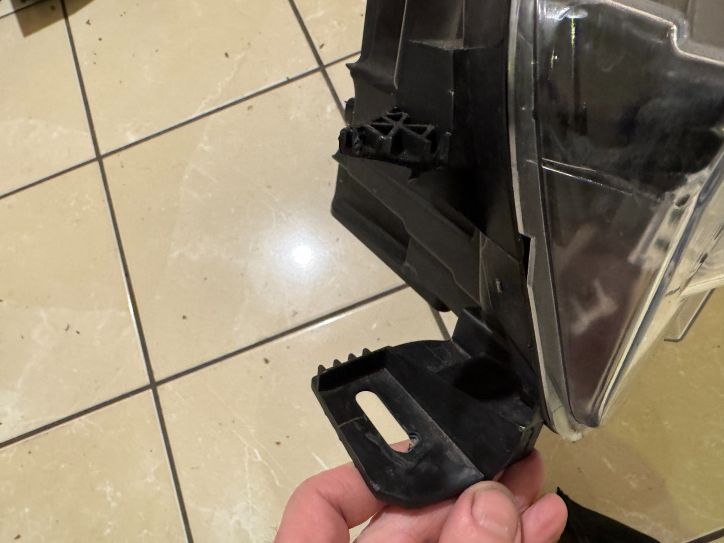 Genuine Ford Mustang Mach E LEFT Headlight DAMAGED