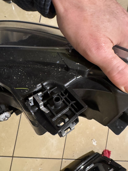 Genuine Ford Mustang Mach E LEFT Headlight DAMAGED