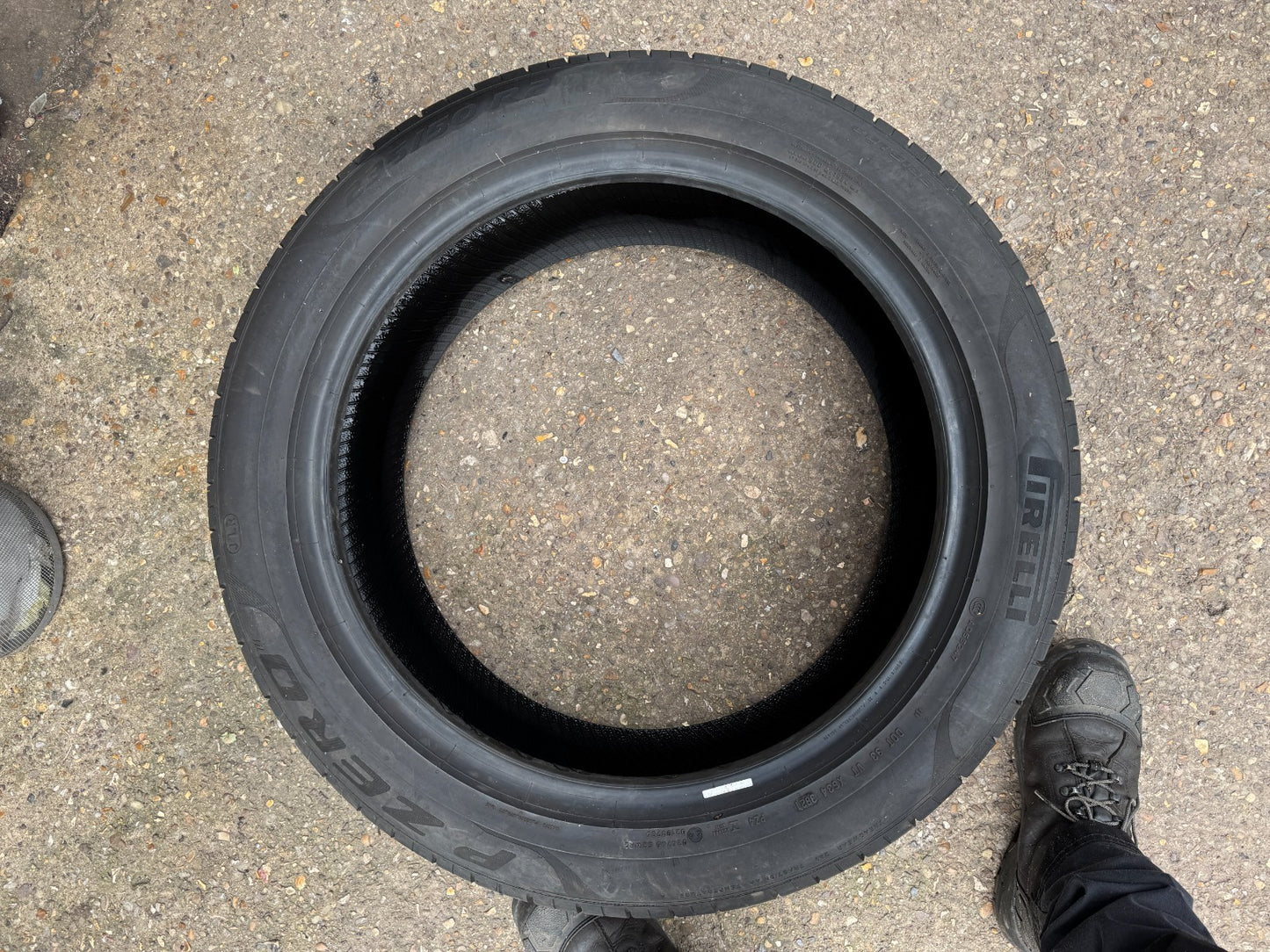 PIRELLI P ZERO 104Y 235/50/20 *7MM NO REPAIRS* DOT3821 X1 235 50 20
