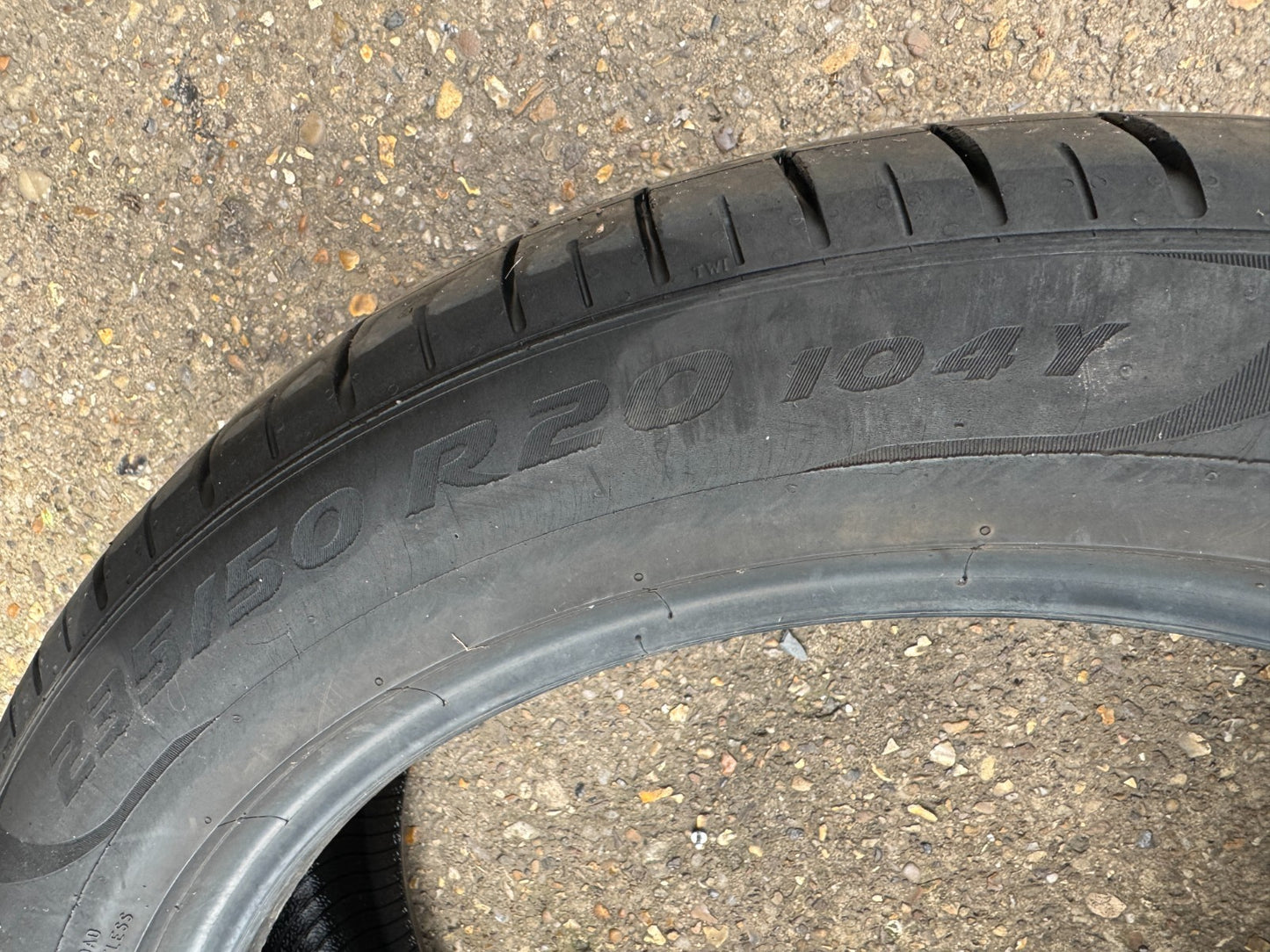 PIRELLI P ZERO 104Y 235/50/20 *7MM NO REPAIRS* DOT3821 X1 235 50 20