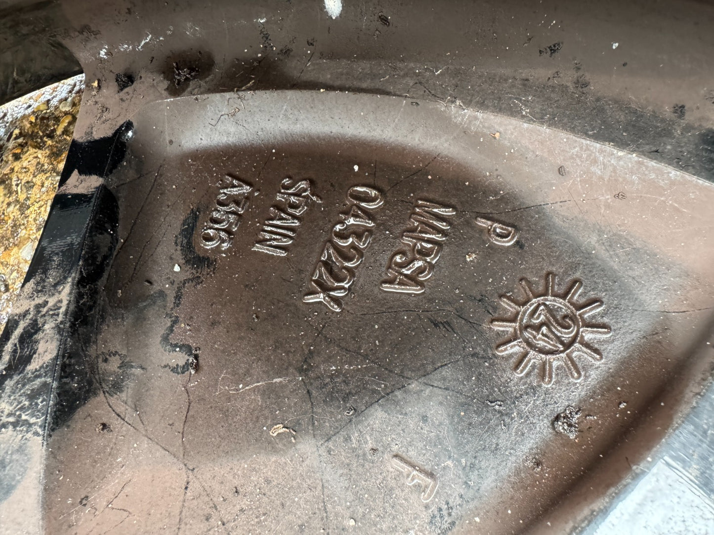 PEUGEOT 2008 ALLOY WHEEL 9849269080 6.5Jx17 Scratched Needs Refurbishment